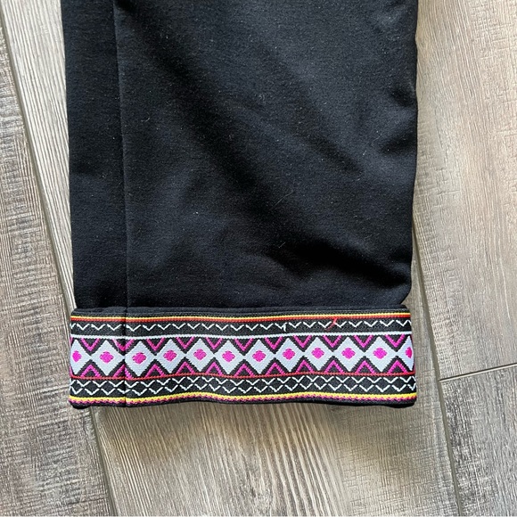 Women’s Large Luxe Slims Cropped Leggings Black - Picture 3 of 4